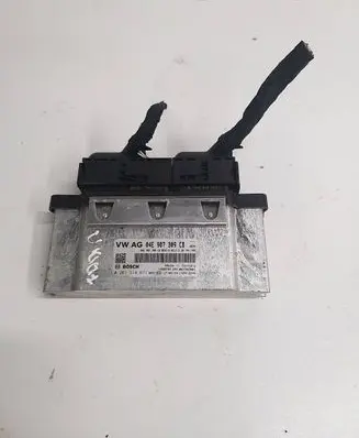 Skoda Fabia Mk3 (NJ) Engine control unit/module 04E907309CB 0261S14671
