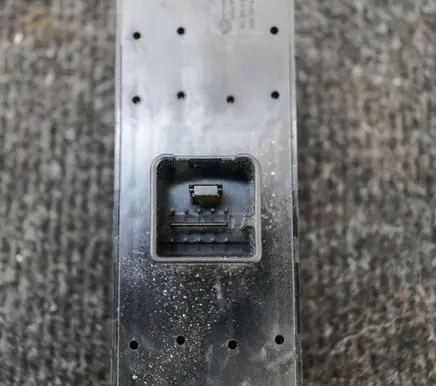 Volkswagen PASSAT B6 Electric window control switch 1K4959857