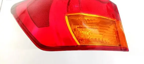 Lexus IS 220D-250-350 Rear/tail lights