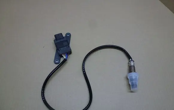 Mercedes-Benz ML W163 Lambda probe sensor A0009055713