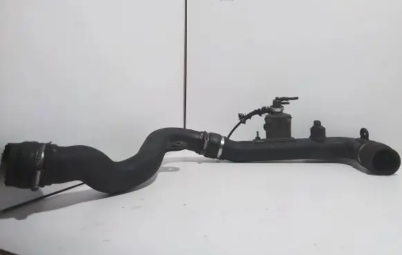 Audi A4 S4 B5 8D Intercooler hose/pipe 8D0145844A