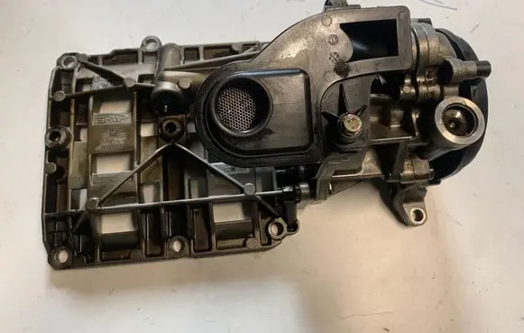BMW 3 E90 E91 Oil pump 7798014 914030754