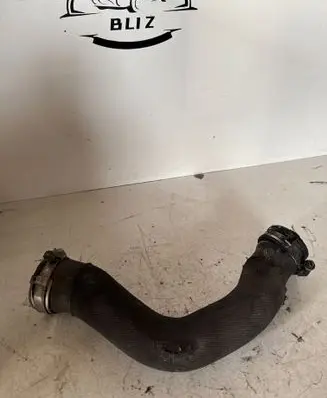 Intercooler hose/pipe