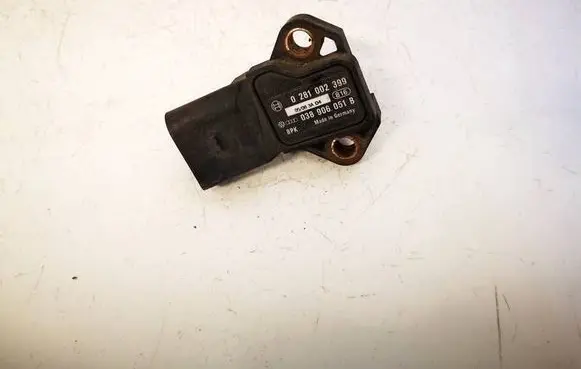 Volkswagen Golf Plus Air pressure sensor 0281002399