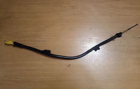 Volkswagen Transporter - Caravelle T6 Oil level dip stick 04L115629D