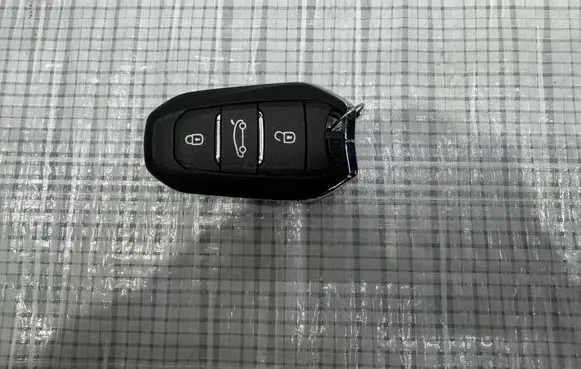 Jeep Avenger Ignition key/card 9846624180