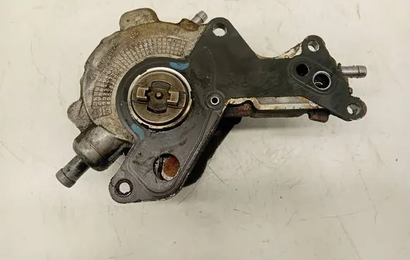 Seat Ibiza III (6L) Vacuum pump 038145215