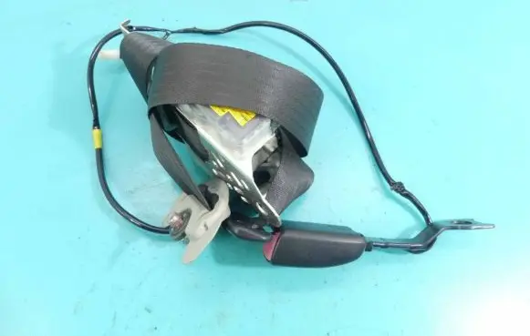 Mitsubishi Lancer VIII Front seatbelt E034501 IMPRK1264591
