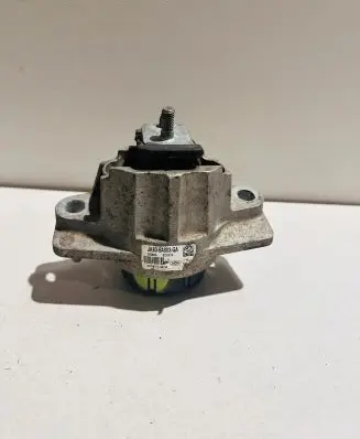 Jaguar F-Pace Engine mount bracket JK836A003GA