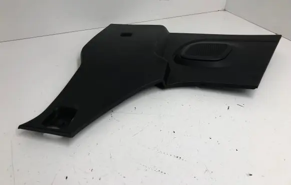 Opel Vivaro Trunk/boot lower side trim panel 769001611R 1409288X 968681927