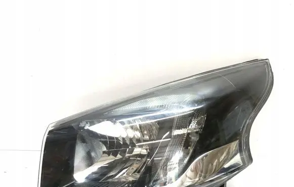 Opel Vivaro Headlight/headlamp 260605859R