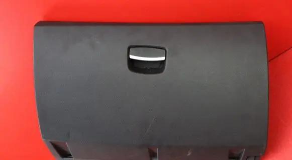 Renault Laguna III Glove box 685000002R
