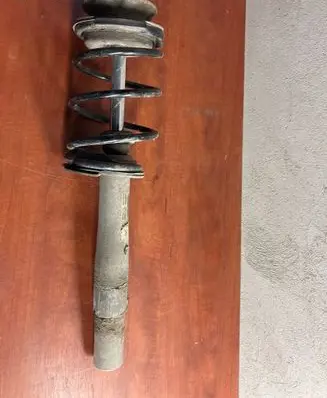 BMW 5 E60 E61 Front shock absorber with coil spring 824904001099 10B3083S00372