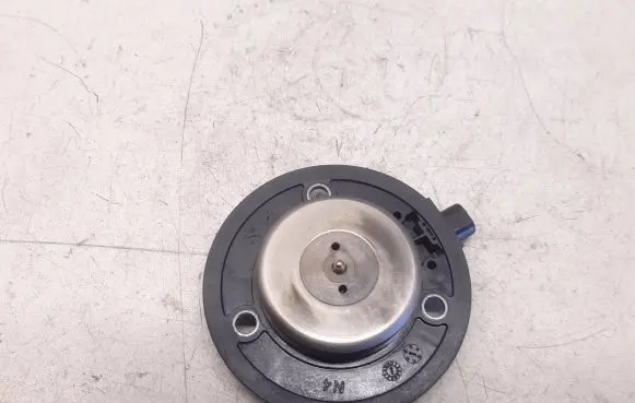 Audi A5 8T 8F Camshaft vanos timing valve 06L109259A