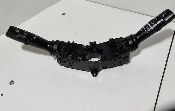 Hyundai ix35 Wiper turn signal indicator stalk/switch 934202K560 934101M530 M30X133398