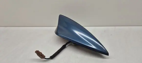 Opel Zafira C Aerial GPS antenna 000140640