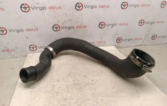 Ford Kuga II Intercooler hose/pipe FV416K683AD