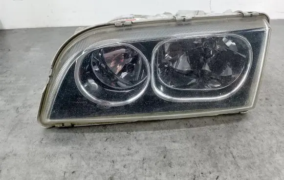 Volvo S40, V40 Headlight/headlamp