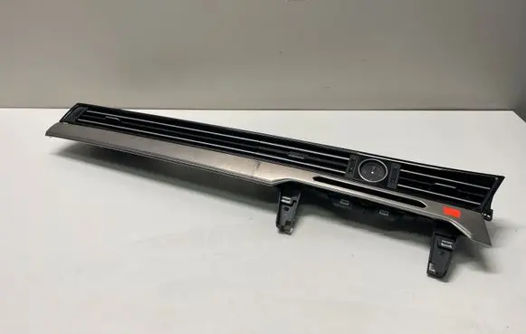Volkswagen PASSAT B8 Dashboard center trim panel 3G2857083