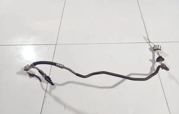 Audi Q7 4L Air conditioning (A/C) pipe/hose
