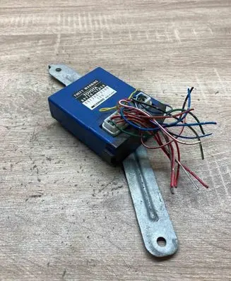 Toyota MR2 (W20) II Immobilizer control unit/module 8973017050 0523000300 WITHPLUG