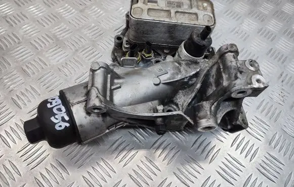 Mercedes-Benz E W213 Oil filter mounting bracket 72438731 72338818 A6541800038