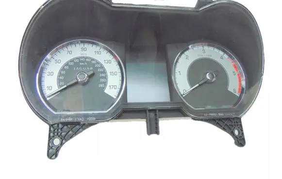 Jaguar XF X250 Speedometer (instrument cluster) 8X2310849JJ
