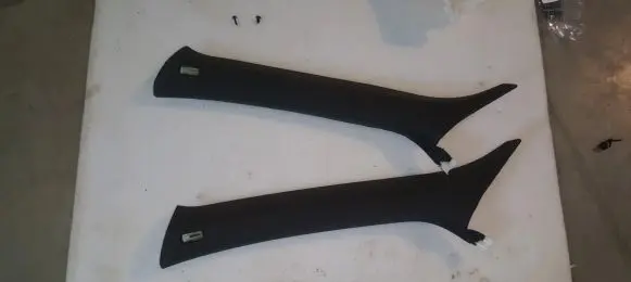 Audi Q5 SQ5 (A) pillar trim 8R0867233C 8R0867233B