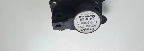Renault Captur II A/C air flow flap actuator/motor 