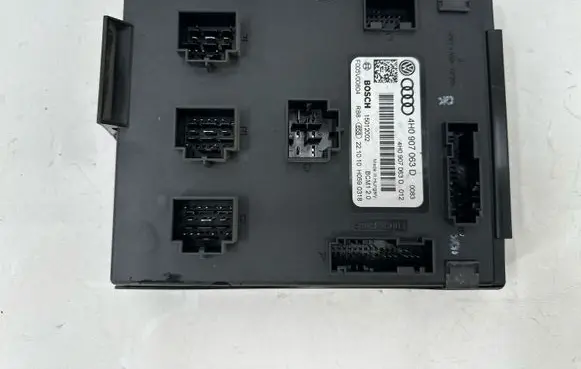 Volkswagen Touareg II Comfort/convenience module 4H0907063D