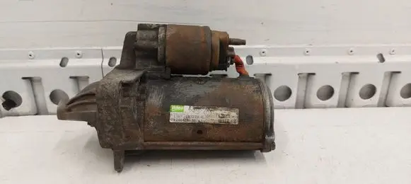 Renault Trafic II (X83) Starter motor 8200628430 TS22E5