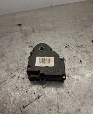 Mercedes-Benz ML W163 Heater blower fan relay 