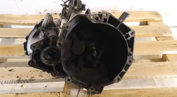 Nissan Pixo Manual 5 speed gearbox 59I24245