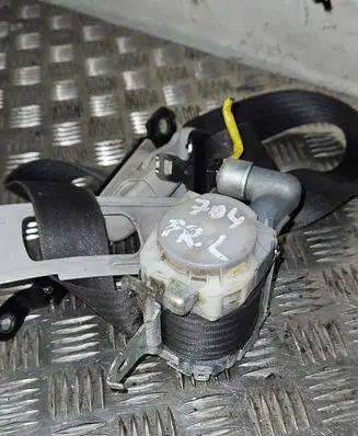 Subaru Forester SH Front seatbelt