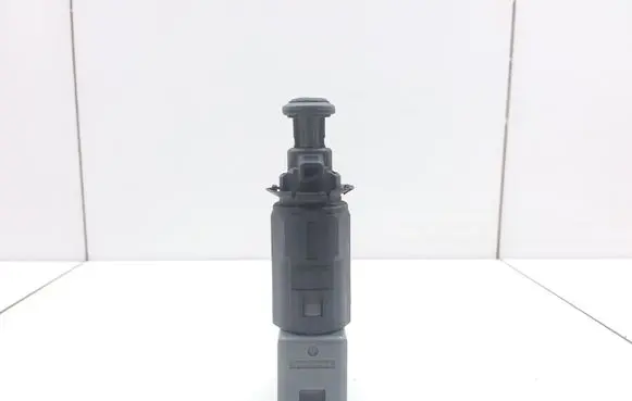 Renault Espace - Grand espace IV Brake pedal sensor switch 110894