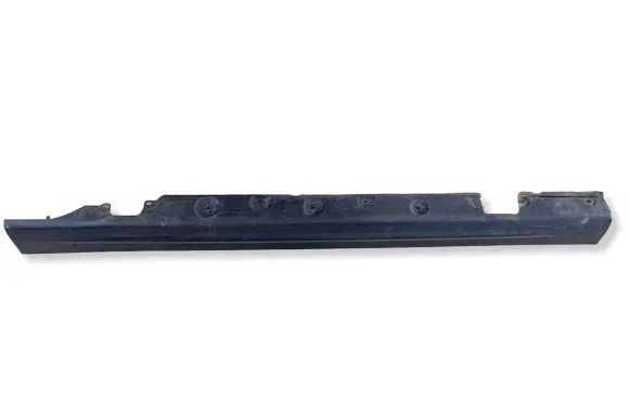 BMW 3 E46 Sill 8209755