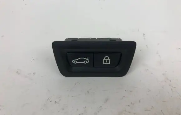 BMW 4 F36 Gran coupe Tailgate/boot open switch button 9275121