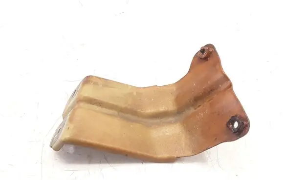 Fender mounting bracket