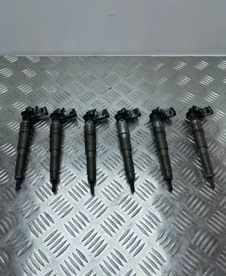 BMW 1 F20 F21 Fuel injectors set 7796042