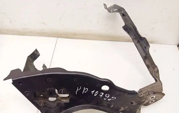 Mercedes-Benz E W211 Under headlight/headlamp trim 
