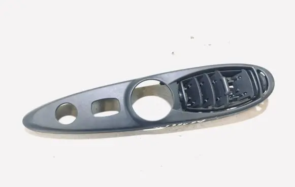 Peugeot 807 Dash center air vent grill