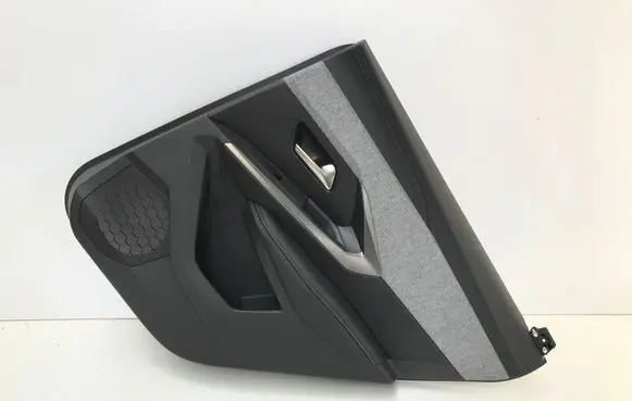 Peugeot 3008 III Coupe rear side trim panel 9846092980 9846092780 9846092580
