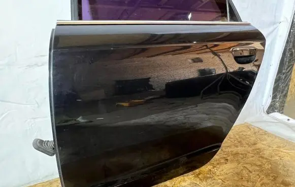 Audi A6 S6 C6 4F Rear door