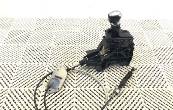 Toyota C-HR I Gear shift rod 113113496