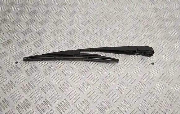 Nissan Leaf II (ZE1) Rear wiper blade arm 