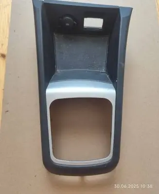 KIA Ceed Gear shifter surround trim plastic 1296721