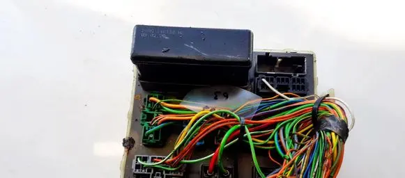 Ford Focus Fuse box set 98AG14A073CG 518239801
