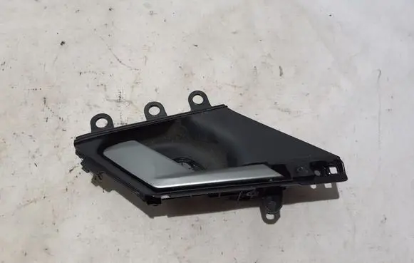 BMW i5 G60 Front door interior handle trim 5A16705
