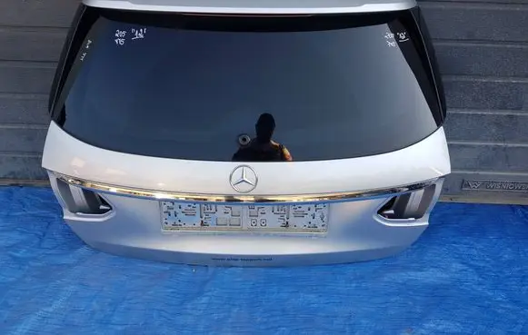 Mercedes-Benz C W205 Tailgate/trunk/boot lid KLAPA205775KOMBI