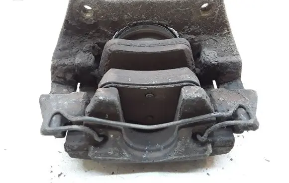 Volvo XC90 Rear brake caliper